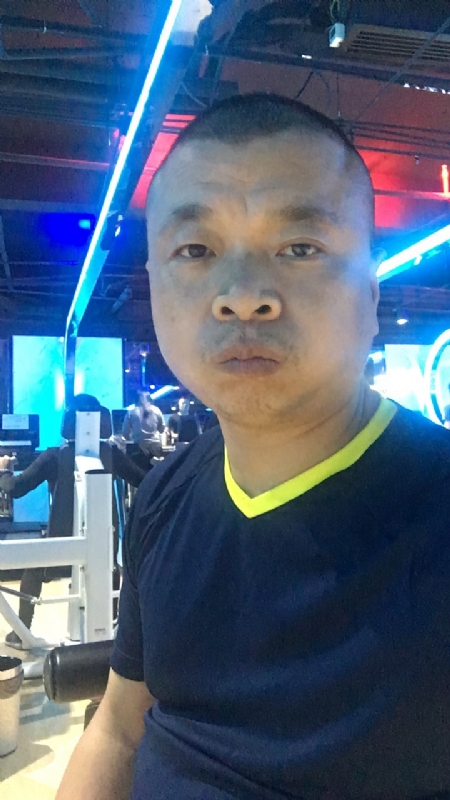 奋斗的第一张照片--泉州交友网