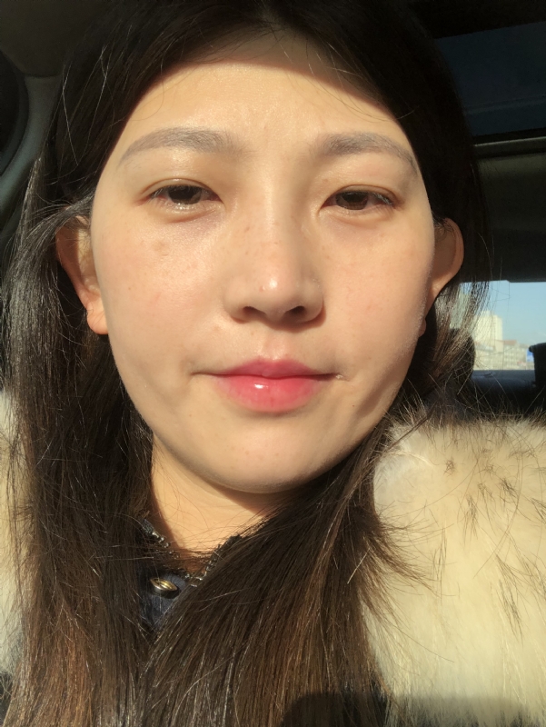 轻闭双眼的第一张照片--泉州交友网