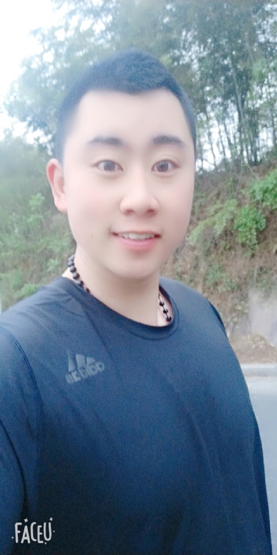 帅小伙的第一张照片--泉州交友网