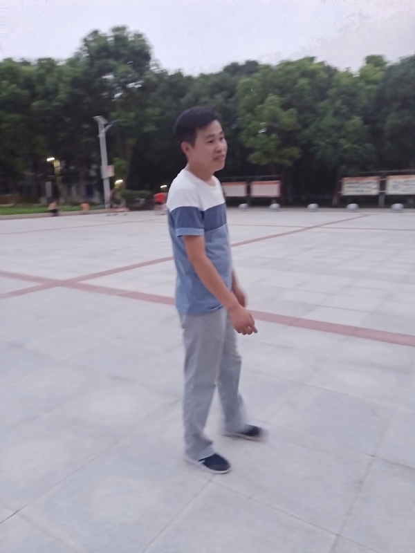 一笑的第一张照片--泉州交友网