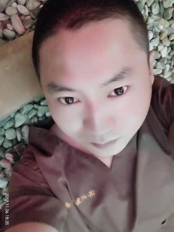 红枫叶的第一张照片--泉州交友网