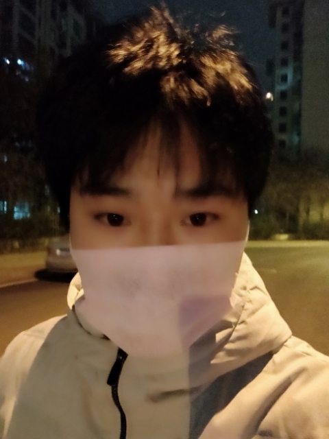 偏丶执的第一张照片--泉州交友网