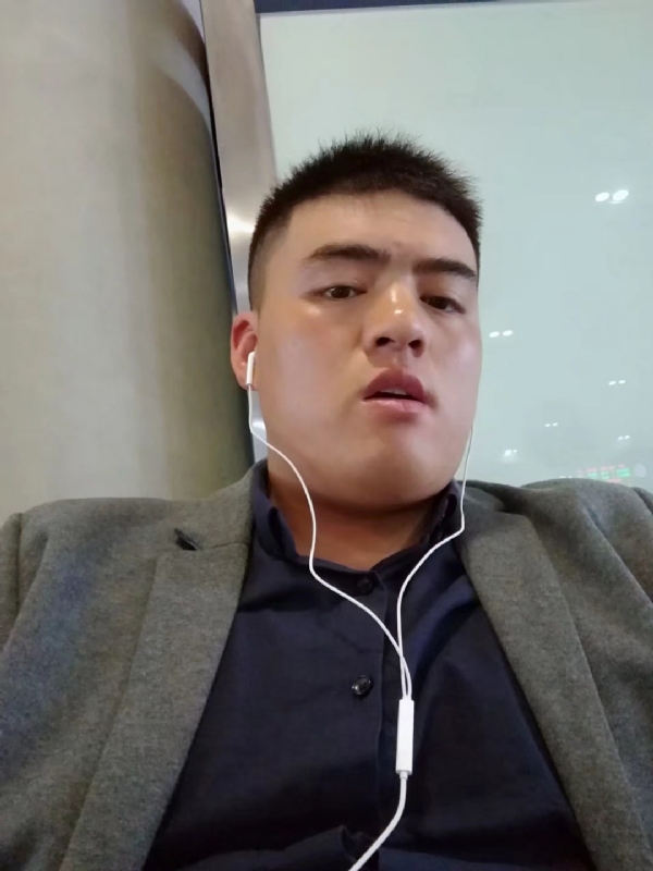 崩沙卡拉卡的第一张照片--泉州交友网