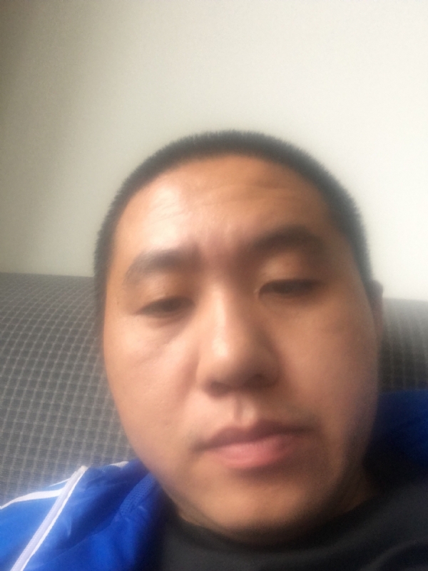人间不值得的第三张照片--泉州交友网