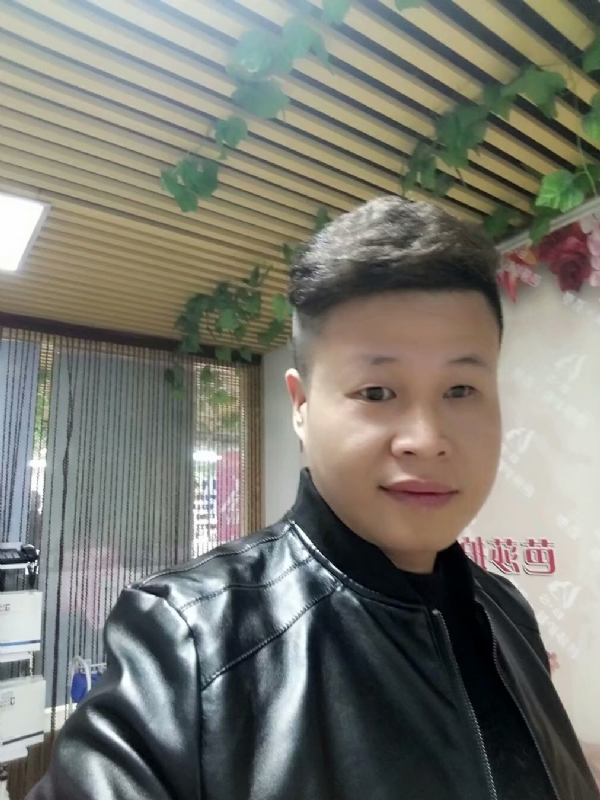 萧郎的第一张照片--泉州交友网