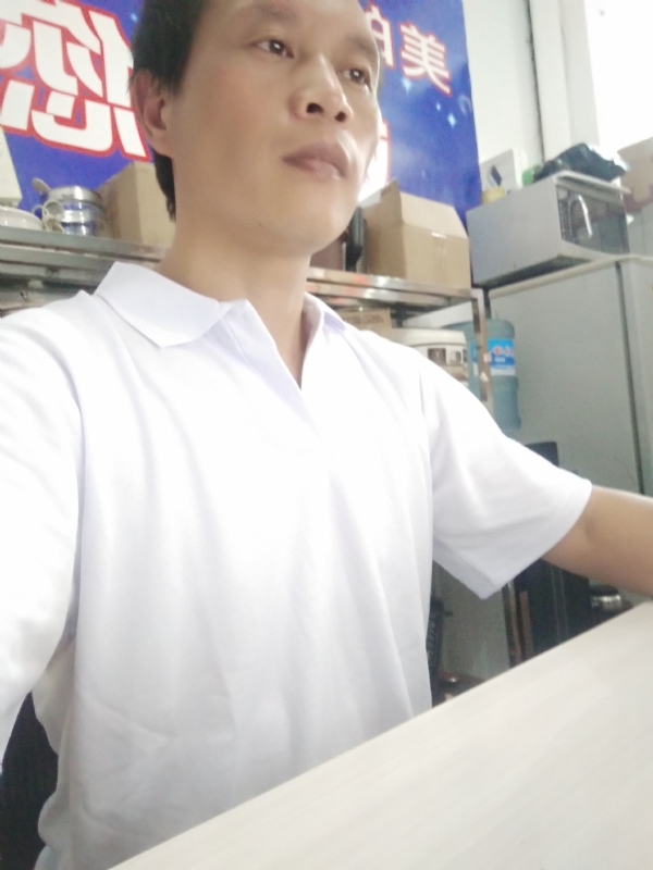 深蓝色的海的第一张照片--泉州交友网