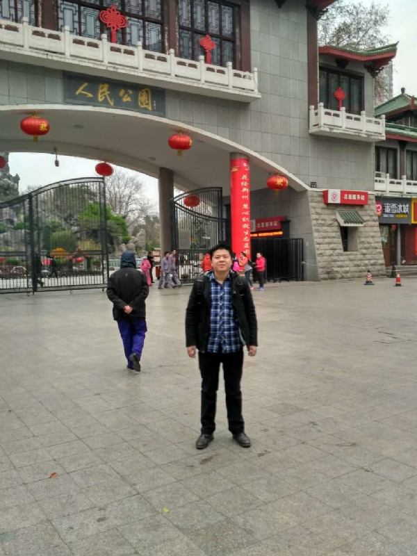 在奋斗的第一张照片--泉州交友网