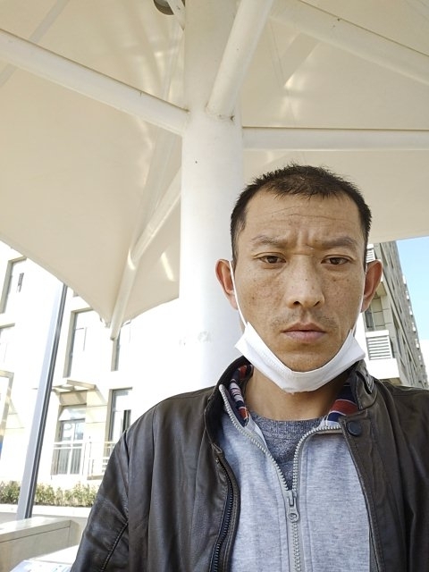 孤狼的第一张照片--泉州交友网