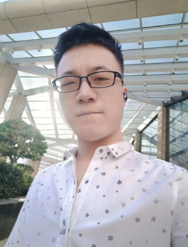 你是人间四月天的第一张照片--泉州交友网