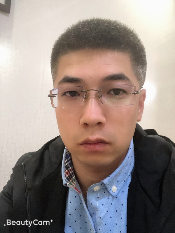 情伤的第一张照片--泉州交友网