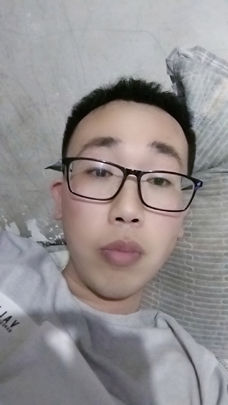 喜欢比我大的女人的第一张照片--泉州交友网