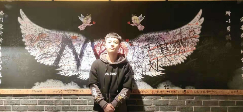 水彩画师的第一张照片--泉州交友网