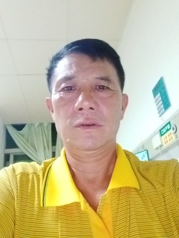 打工人的第一张照片--泉州交友网