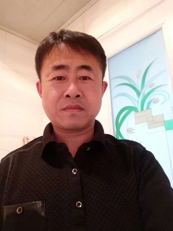 坦率的第一张照片--泉州交友网