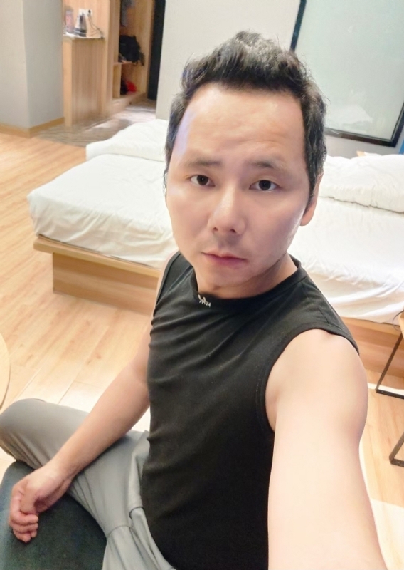 爱远的要命的第一张照片--泉州交友网