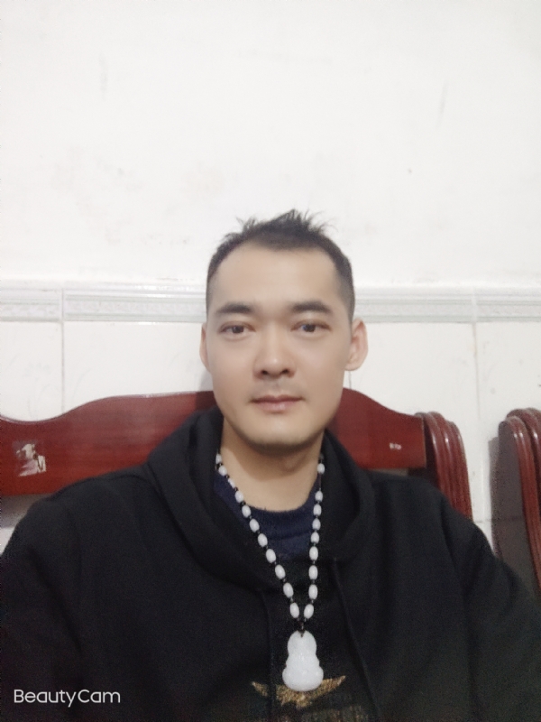 快乐的等待的第一张照片--泉州交友网
