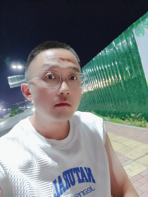 清风烈酒的第一张照片--泉州交友网
