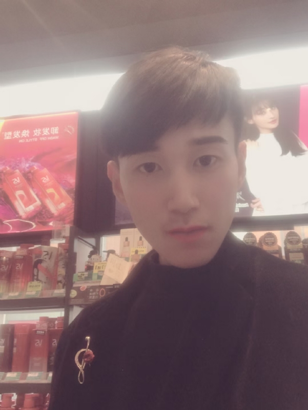 唯美的爱情故事的第一张照片--泉州交友网