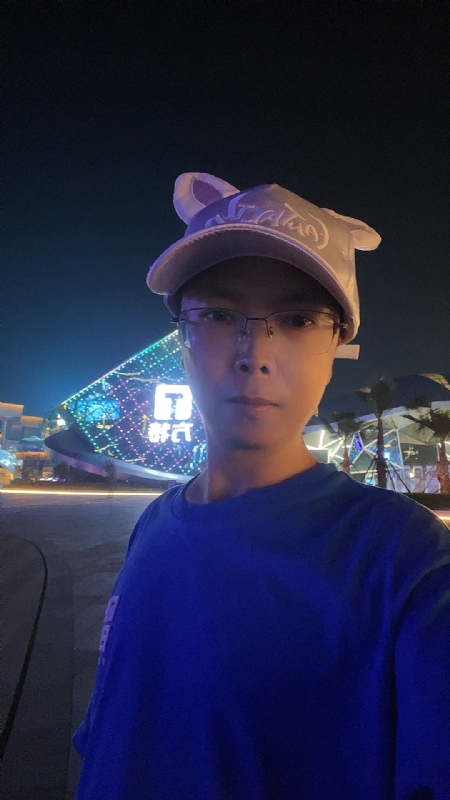 富贵使我们相遇的第一张照片--泉州交友网