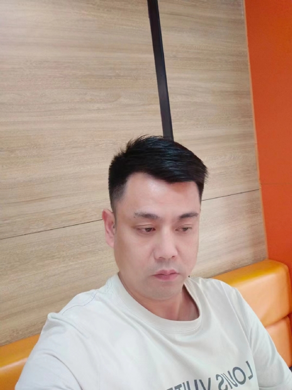 不知道的第三张照片--泉州交友网