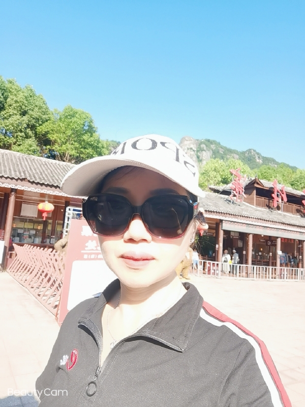 山百合的第一张照片--泉州交友网