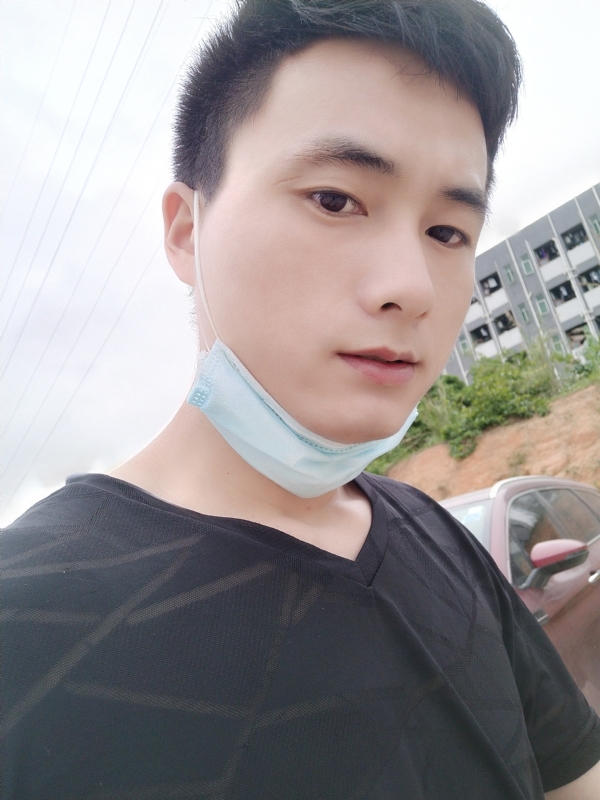 何凡的第二张照片--泉州交友网