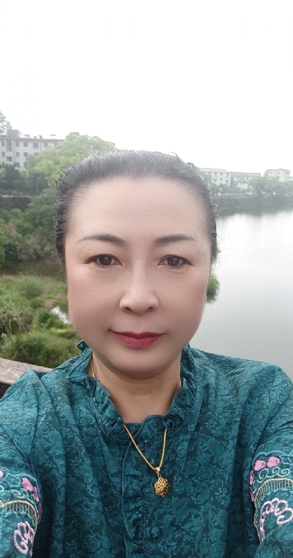 雨中情的第二张照片--泉州交友网