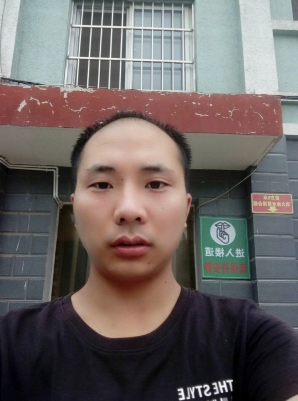 亮亮的第三张照片--泉州交友网