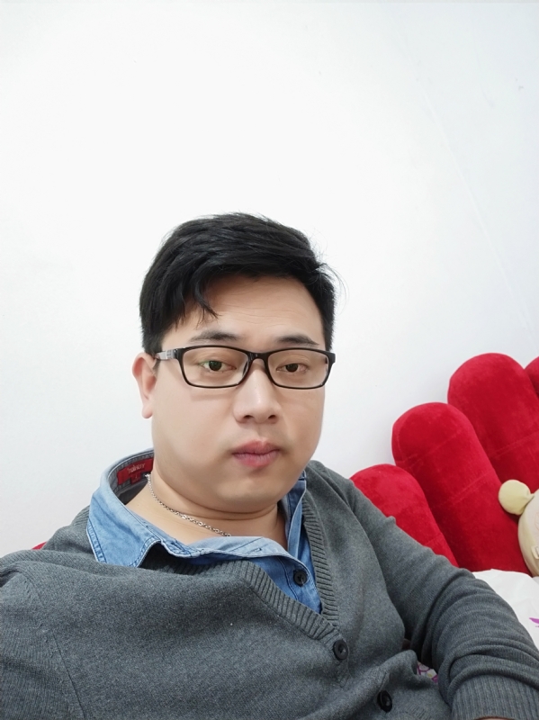 何必在亿的第一张照片--泉州交友网