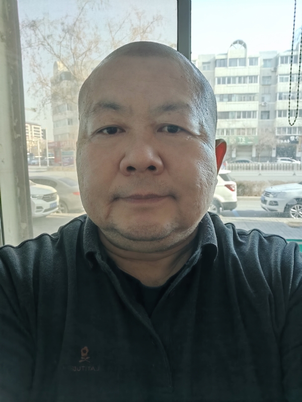 穆萨的第一张照片--泉州交友网