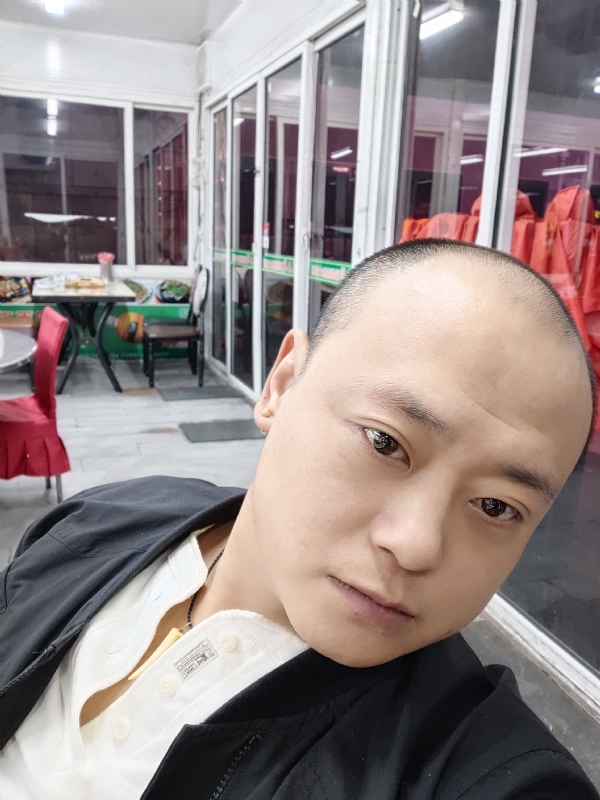 大连相亲的第一张照片--泉州交友网