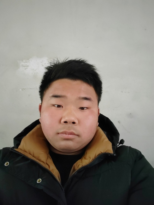 精神饱满的第五张照片--泉州交友网