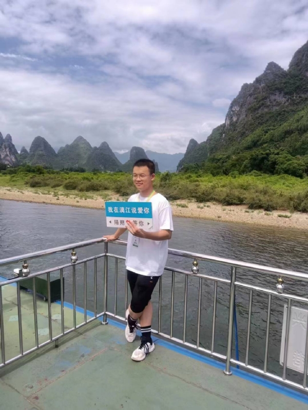 决胜时刻的第一张照片--泉州交友网