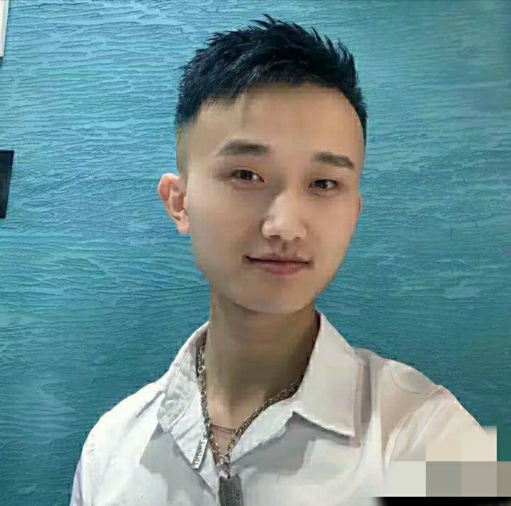 小哥哥的第一张照片--泉州交友网