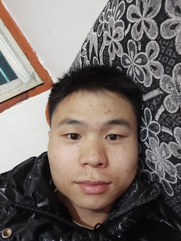 麒麟区幼儿园扛把子的第三张照片--泉州交友网